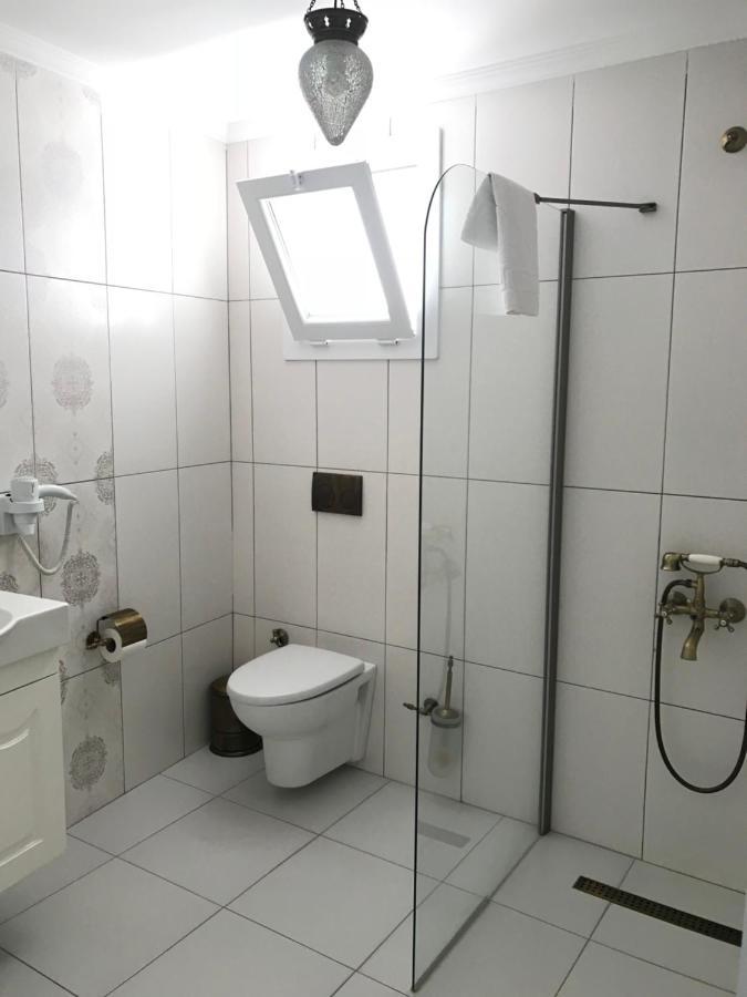 טורגוטריס Bahama Art Hotel מראה חיצוני תמונה